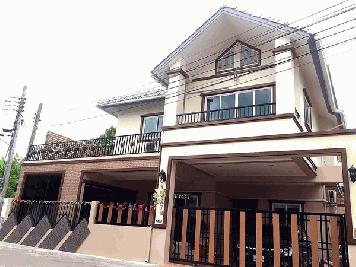 ขายบ้านเดี่ยว 2 ชั้น หมู่บ้านอิ่มอัมพรทาวน์ ซอยราชพฤกษ์ 9 ใกล้ BTS บางหว้า โทร 065-1515166